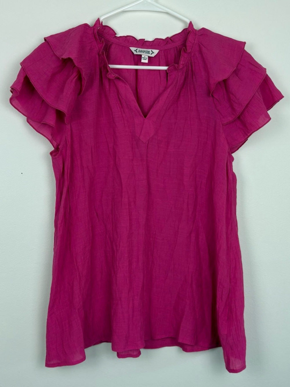 Nanette Lepore Fuchsia Ruffle Sleeve Blouse Size Small preppy summer in EUC